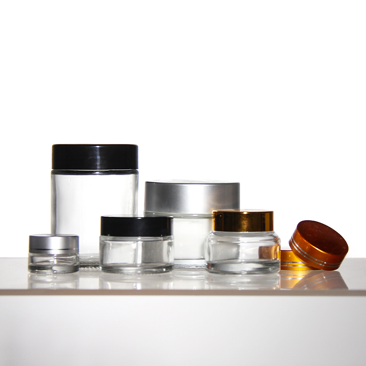 Varied Dimensions of Square Glass Jars or Containers for Beauty Products